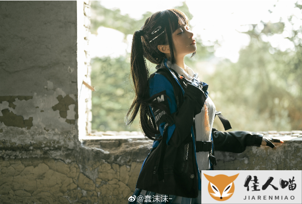 蠢沫沫COS《穿越火线》关小雨，还原度爆表，惊艳全场！