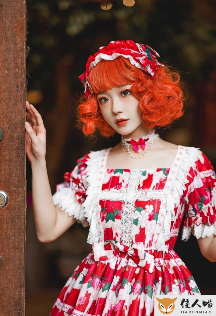 阿包也是兔娘cosplay写真合集：洛丽塔、原神与女仆造型收录