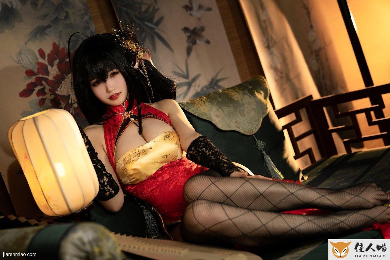 小仓千代w蔚蓝档案cosplay返图:红金和风道具堆满场 cosplay写真 第4张