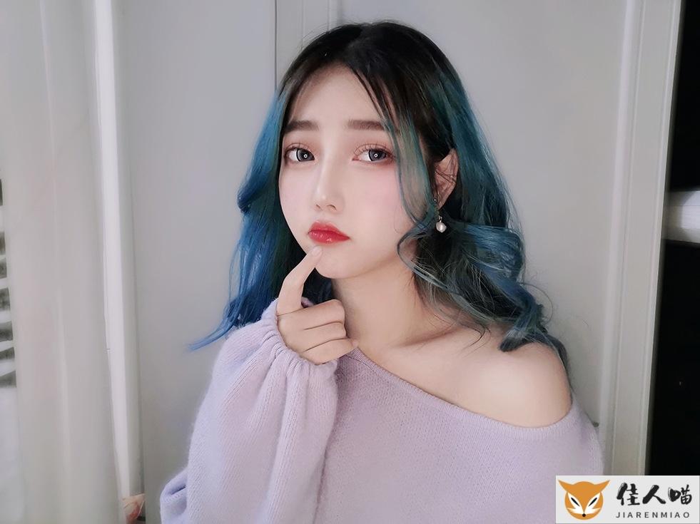 eloise软软COS图集作品赏析：00后水瓶座COSER的镜头魅力